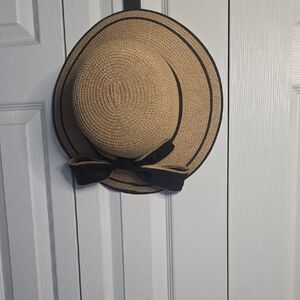 Cupshe Natural Straw Sun Hat with Black Trim and Blue Tag